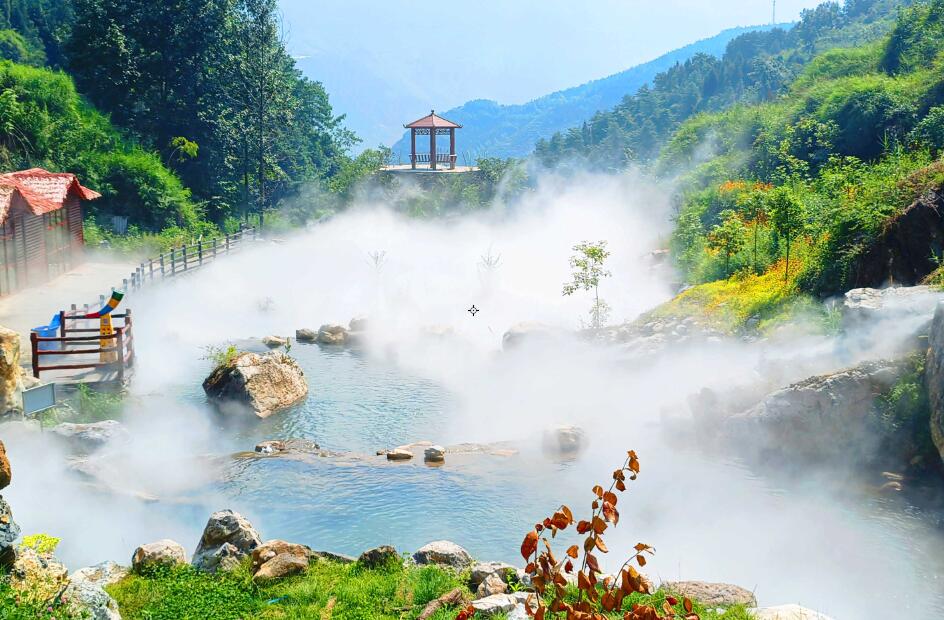 云南泥珠河景区雾森造景